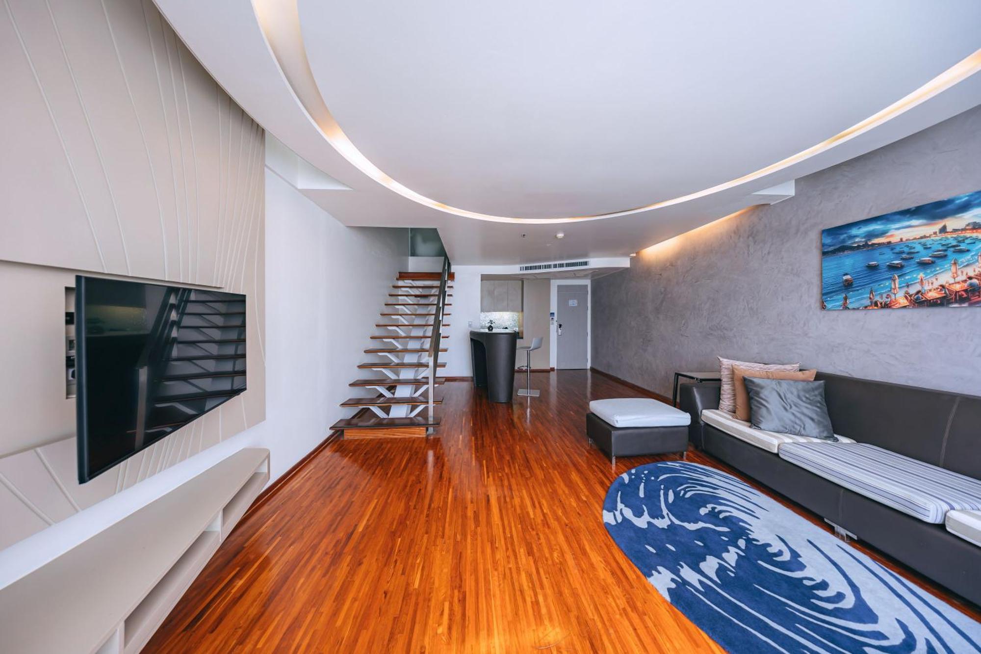 Hotel Baraquda Heeton Pattaya By Compass Hospitality Exteriér fotografie