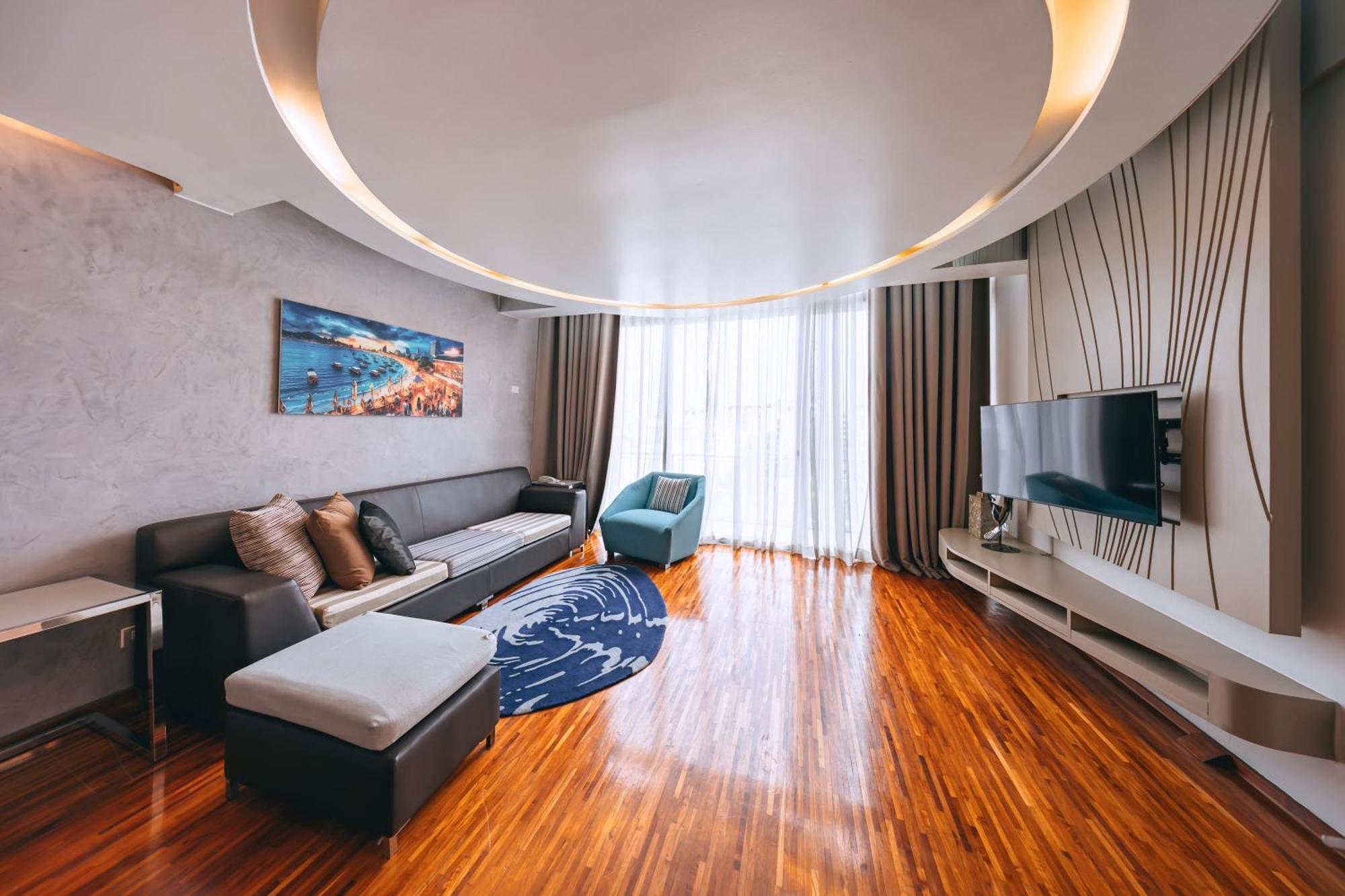 Hotel Baraquda Heeton Pattaya By Compass Hospitality Pokoj fotografie