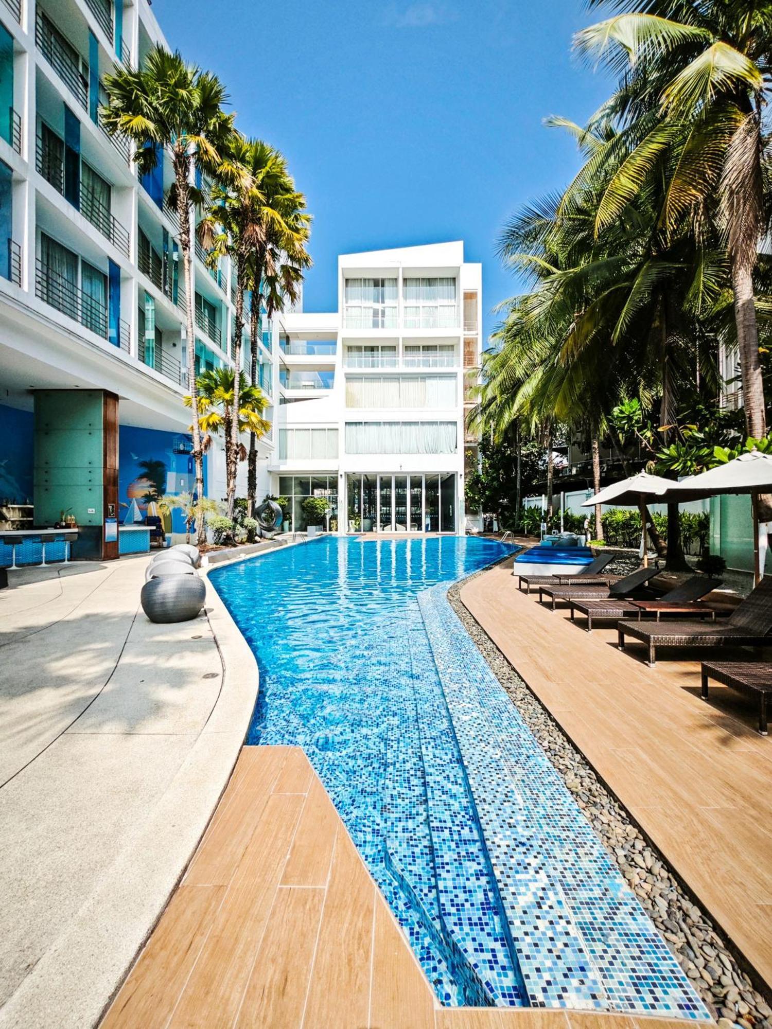 Hotel Baraquda Heeton Pattaya By Compass Hospitality Exteriér fotografie